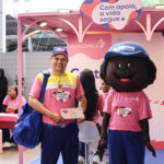 Uniforme Rosa Correios no Outubro Rosa: Parceria Inédita com AstraZeneca Foca em Apoio e Subtipos